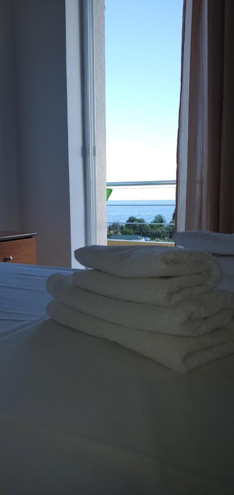 Hotel Afrodite ديرمي المظهر الخارجي الصورة