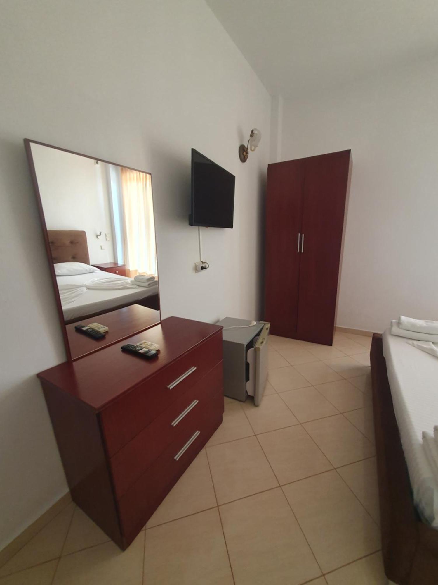 Hotel Afrodite ديرمي المظهر الخارجي الصورة